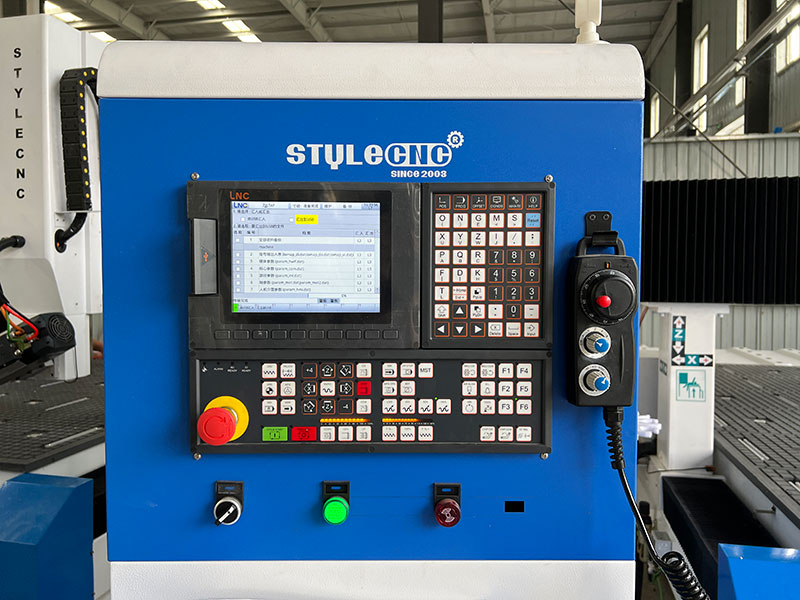 寶元數字控制器 寶元數字控制器