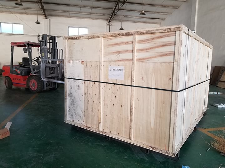 4x8 木工數(shù)控雕刻機(jī)套裝 4x8 木工數(shù)控雕刻機(jī)套裝