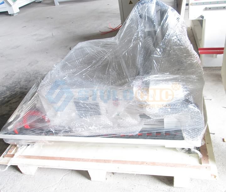 適合小型企業(yè)的迷你臺式數(shù)控雕刻機(jī)內(nèi)包裝 適合小型企業(yè)的迷你臺式數(shù)控雕刻機(jī)內(nèi)包裝