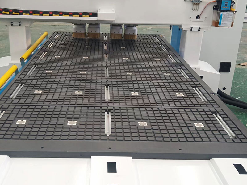 盈利型4x8數控雕刻機工作臺用于商業用途