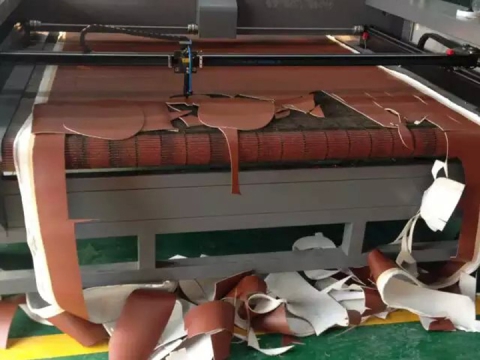 激光皮革切割機帶自動送料系統