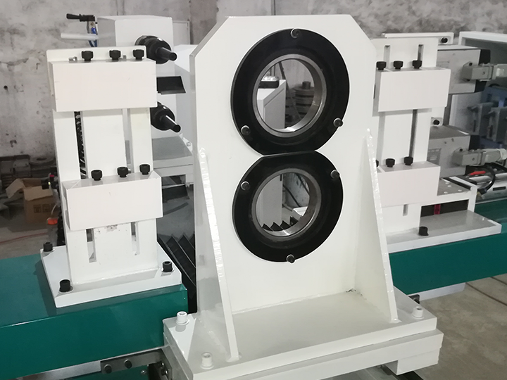 數(shù)控棒球棒車床中心支撐 數(shù)控棒球棒車床中心支撐