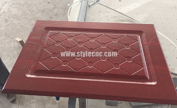 用于定制櫥柜門制作的木工數(shù)控機(jī)床 用于定制櫥柜門制作的木工數(shù)控機(jī)床