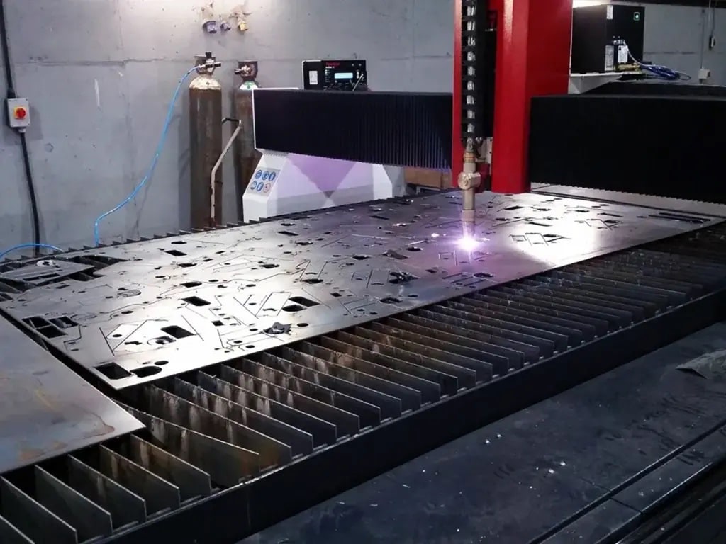 自動(dòng)等離子切割不銹鋼板