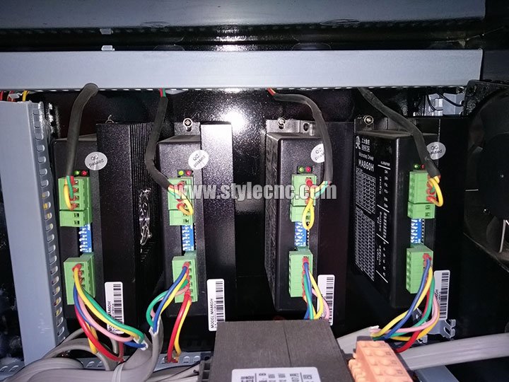 臺式小型數(shù)控石材雕刻機步進驅動器 臺式小型數(shù)控石材雕刻機步進驅動器