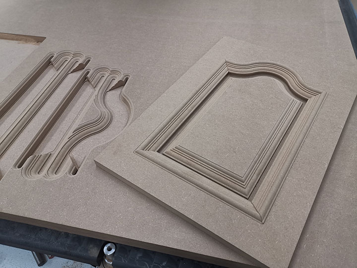 四軸旋轉數控木材加工中心項目 四軸旋轉數控木材加工中心項目