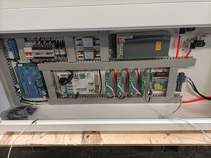 雙頭 CO2 激光切割機控制箱 雙頭 CO2 激光切割機控制箱