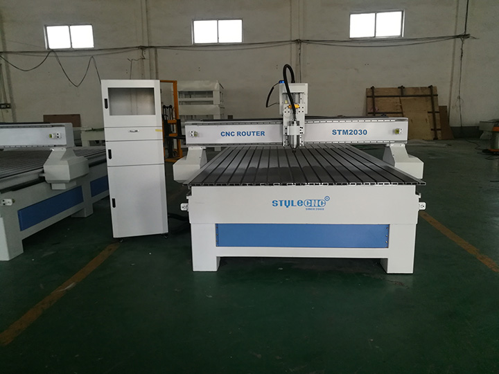 低價工業(yè)數(shù)控雕刻機(jī)出售