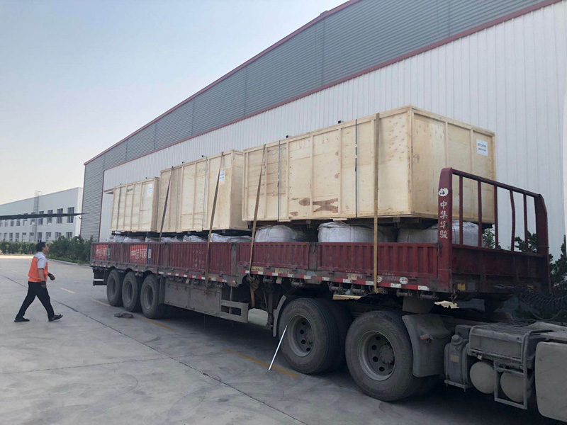 數(shù)控等離子切割工作臺(tái)的包裝和交付 數(shù)控等離子切割工作臺(tái)的包裝和交付