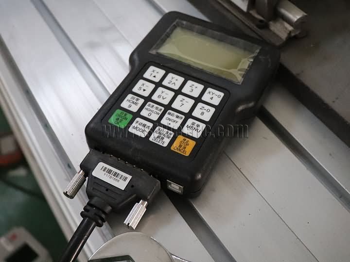 業余愛好者數控雕刻機的 DSP 控制器 業余愛好者數控雕刻機的 DSP 控制器