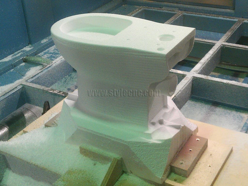 五軸數控機床 3D 廁所原型