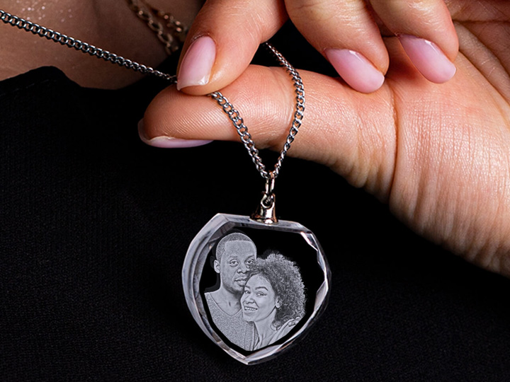 激光雕刻個性化項鏈心形禮物 激光雕刻個性化項鏈心形禮物