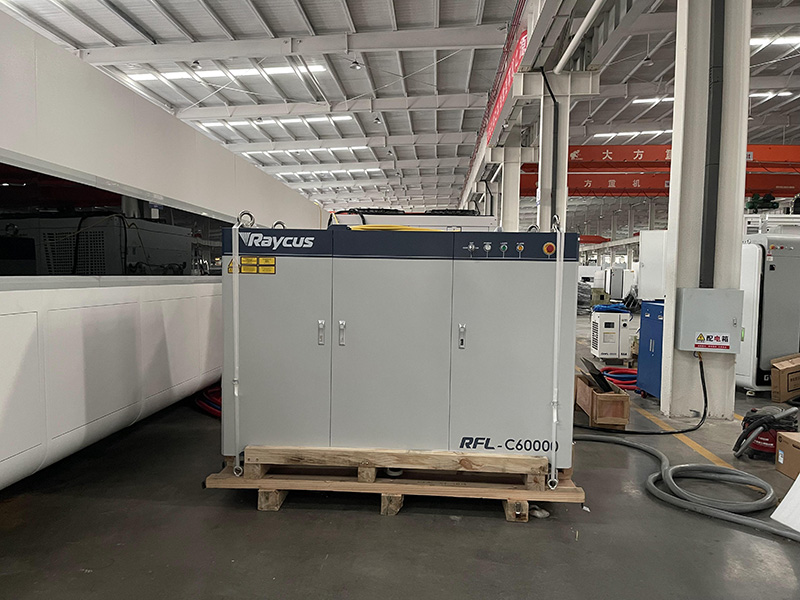 60000W 激光發(fā)生器 60000W 激光發(fā)生器