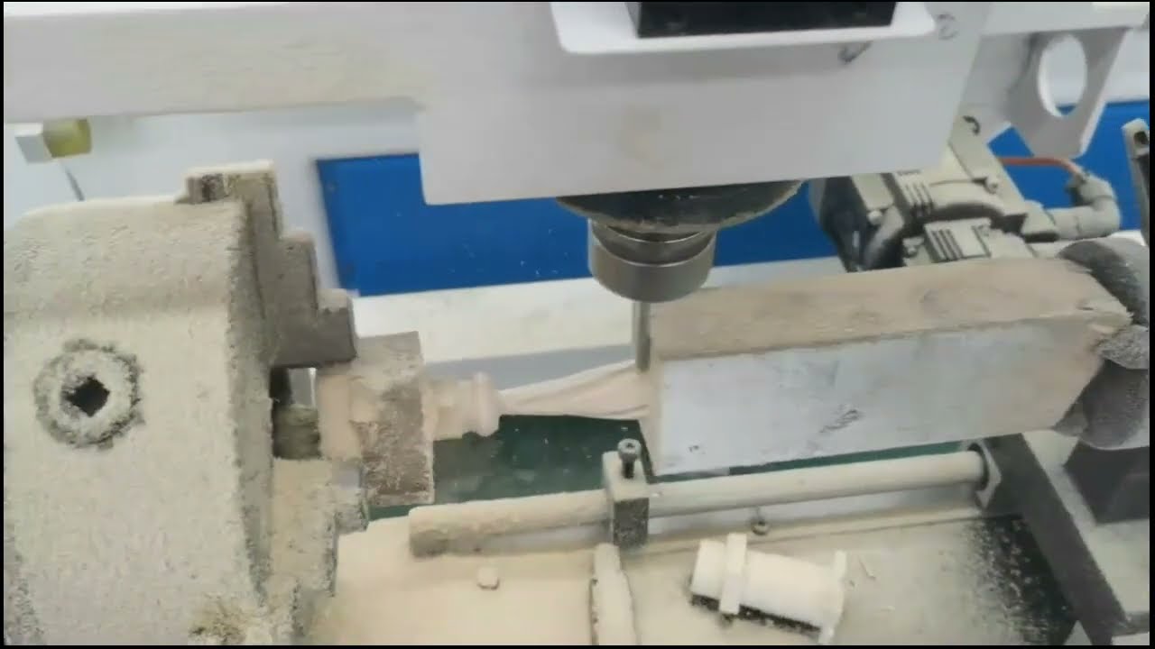 用于家具制造的專業(yè)數(shù)控木雕機